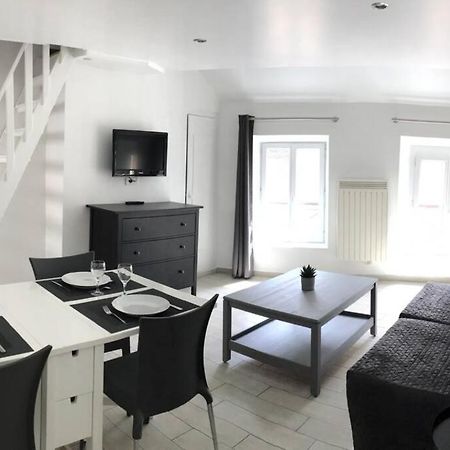 Duplex Bellifontain Au Coeur De Fontainebleau Apartamento Exterior foto